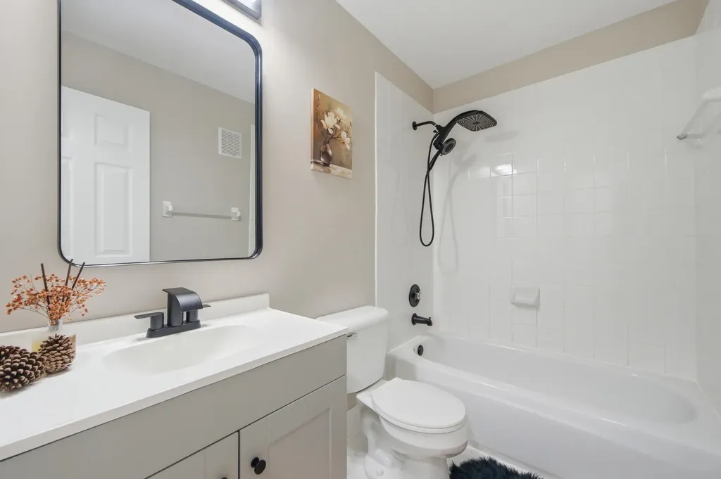 2824 NW 99th Terrace Sunrise FL 33322
