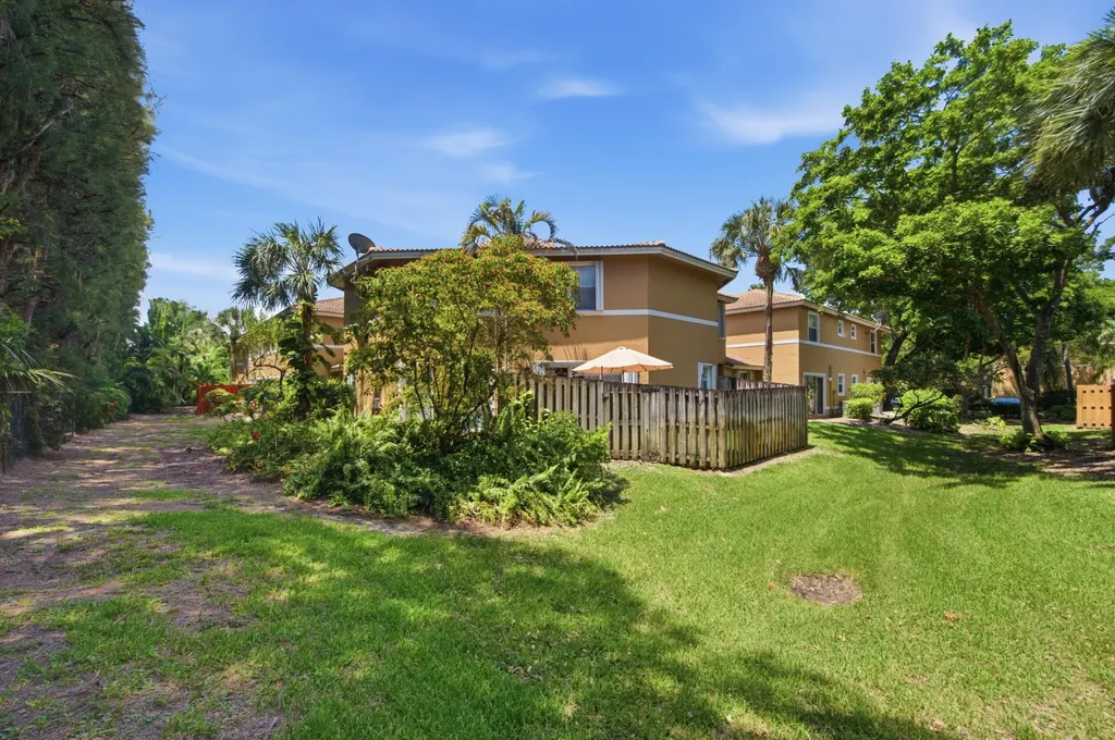 2824 NW 99th Terrace Sunrise FL 33322