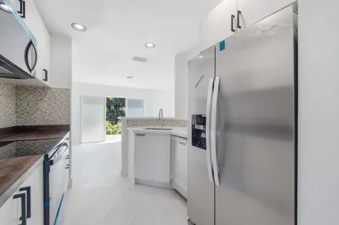 2824 NW 99th Terrace Sunrise FL 33322