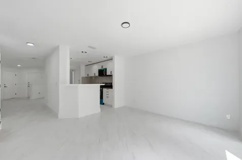 2824 NW 99th Terrace Sunrise FL 33322