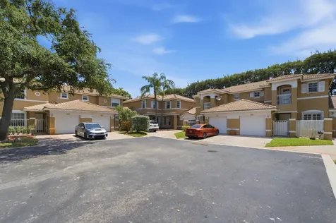 2824 NW 99th Terrace Sunrise FL 33322