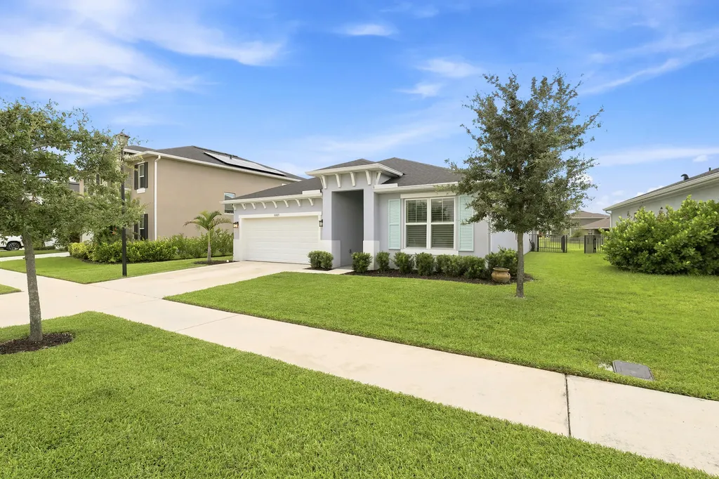 10825 SW Pacini Way Port St Lucie FL 34987