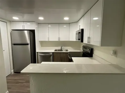 19455 NE 10 Avenue North Miami Beach FL 33179