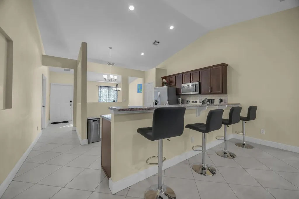 1037 SW Payne Avenue Port St Lucie FL 34953