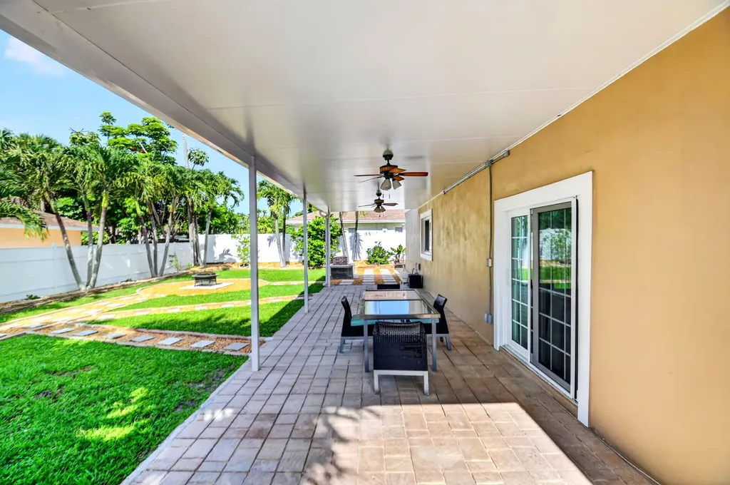 6901 S Congress Avenue Lake Worth FL 33462