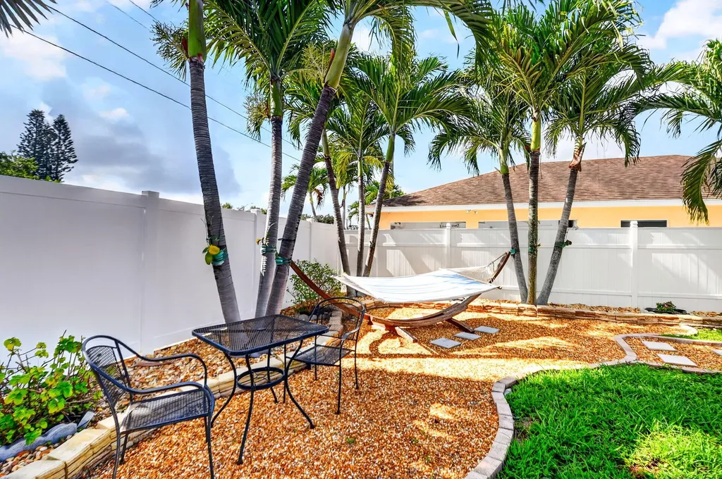6901 S Congress Avenue Lake Worth FL 33462