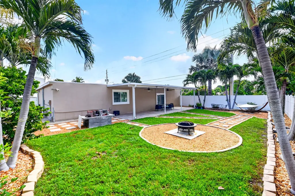 6901 S Congress Avenue Lake Worth FL 33462