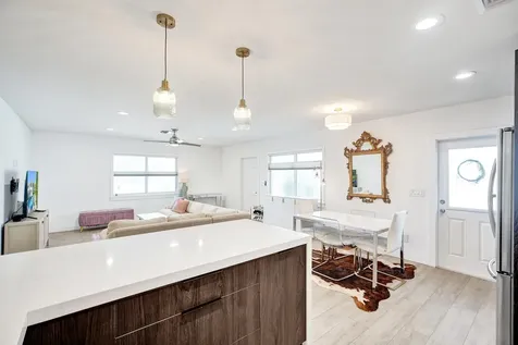 2050 NE 39th Street Fort Lauderdale FL 33308