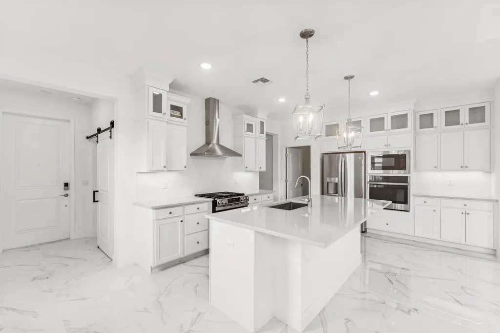 10059 NW Dreamweaver Road Port St Lucie FL 34987