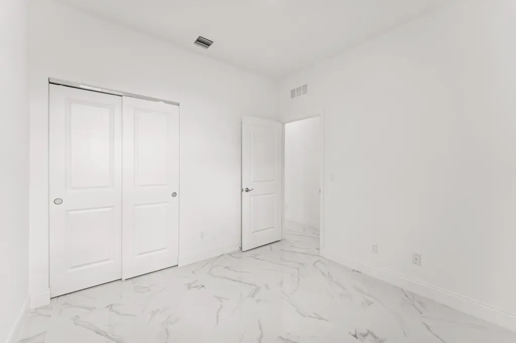 10059 NW Dreamweaver Road Port St Lucie FL 34987