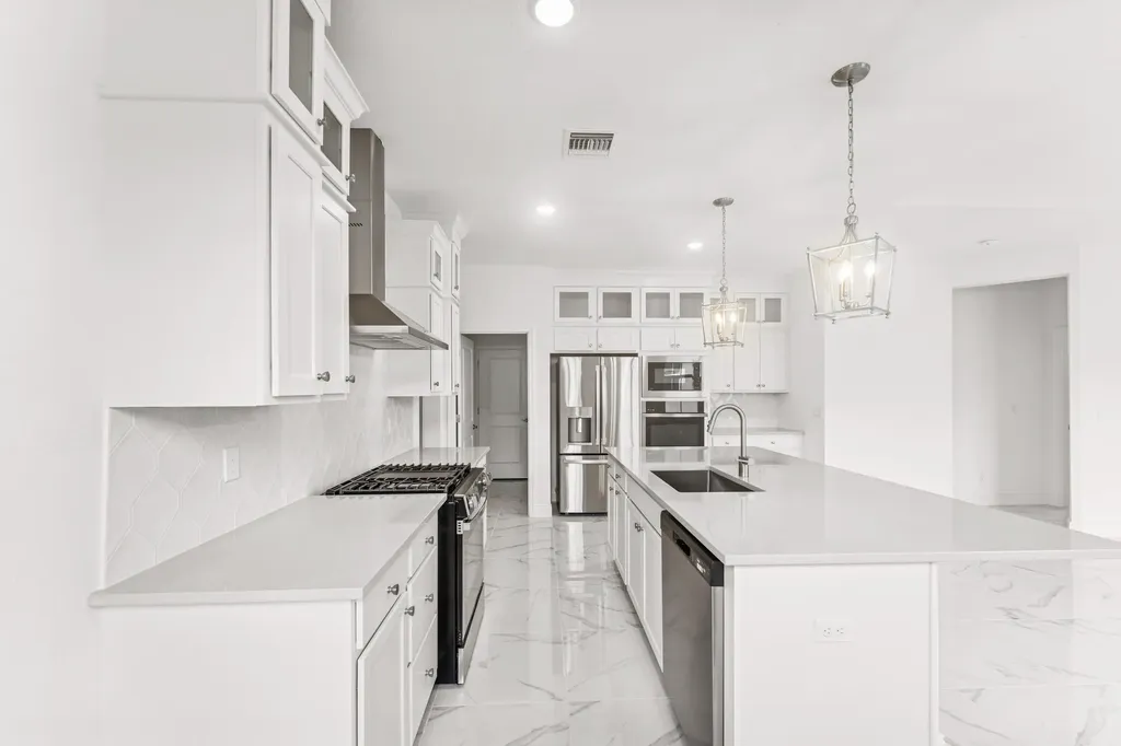 10059 NW Dreamweaver Road Port St Lucie FL 34987