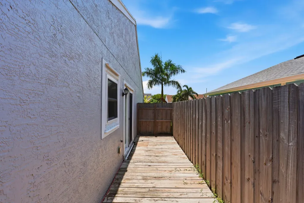 7955 Ridgewood Drive Lake Worth FL 33467