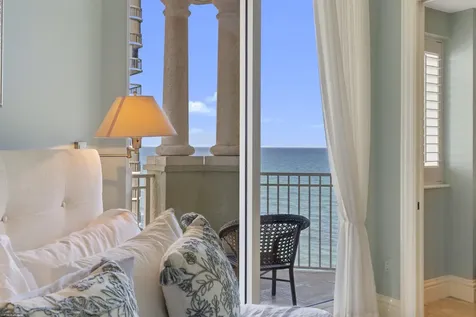 5310 N Ocean Drive Riviera Beach FL 33404