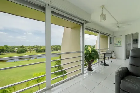 3959 Via Poinciana Drive Lake Worth FL 33467