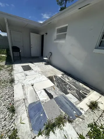 422 Caroline Avenue West Palm Beach FL 33413