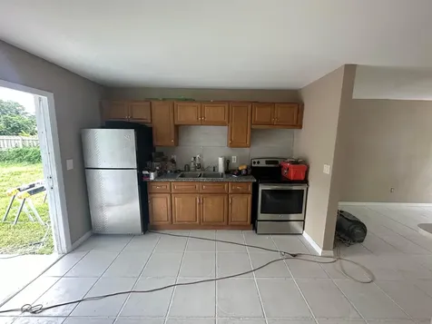 422 Caroline Avenue West Palm Beach FL 33413