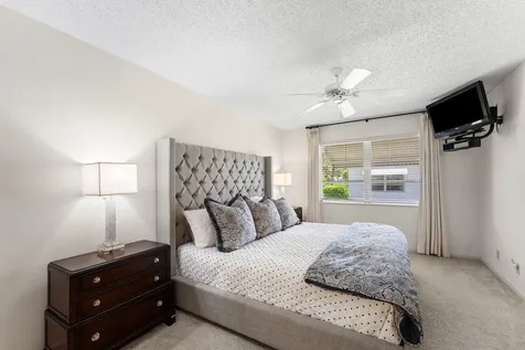 1210 S Drive Circle Delray Beach FL 33445