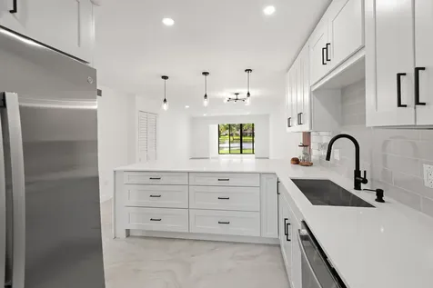 9293 Vista Del Lago Boca Raton FL 33428