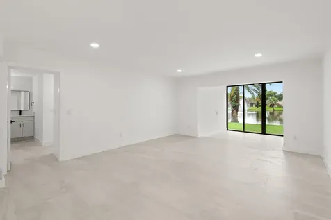 9293 Vista Del Lago Boca Raton FL 33428