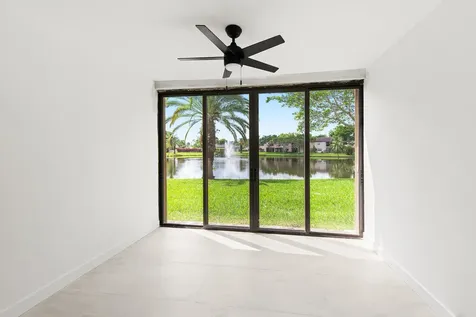 9293 Vista Del Lago Boca Raton FL 33428