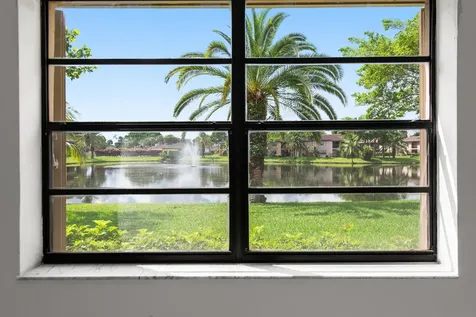 9293 Vista Del Lago Boca Raton FL 33428