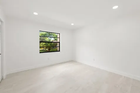 9293 Vista Del Lago Boca Raton FL 33428