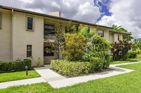 9293 Vista Del Lago Boca Raton FL 33428