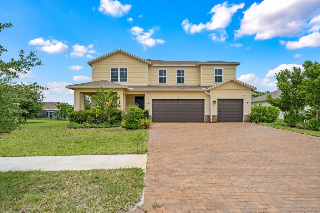 19227 Broad Shore Walk Loxahatchee FL 33470