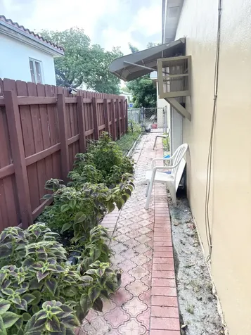 1885 NE 177th Street North Miami Beach FL 33162