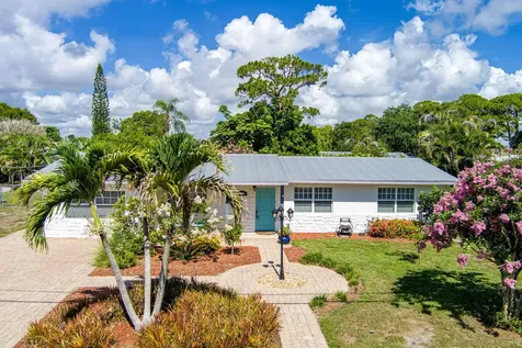 1252 SE Madison Avenue Stuart FL 34996