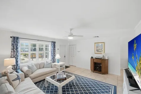 1252 SE Madison Avenue Stuart FL 34996