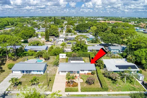 1252 SE Madison Avenue Stuart FL 34996