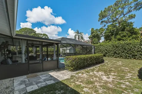 1252 SE Madison Avenue Stuart FL 34996