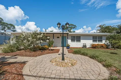 1252 SE Madison Avenue Stuart FL 34996