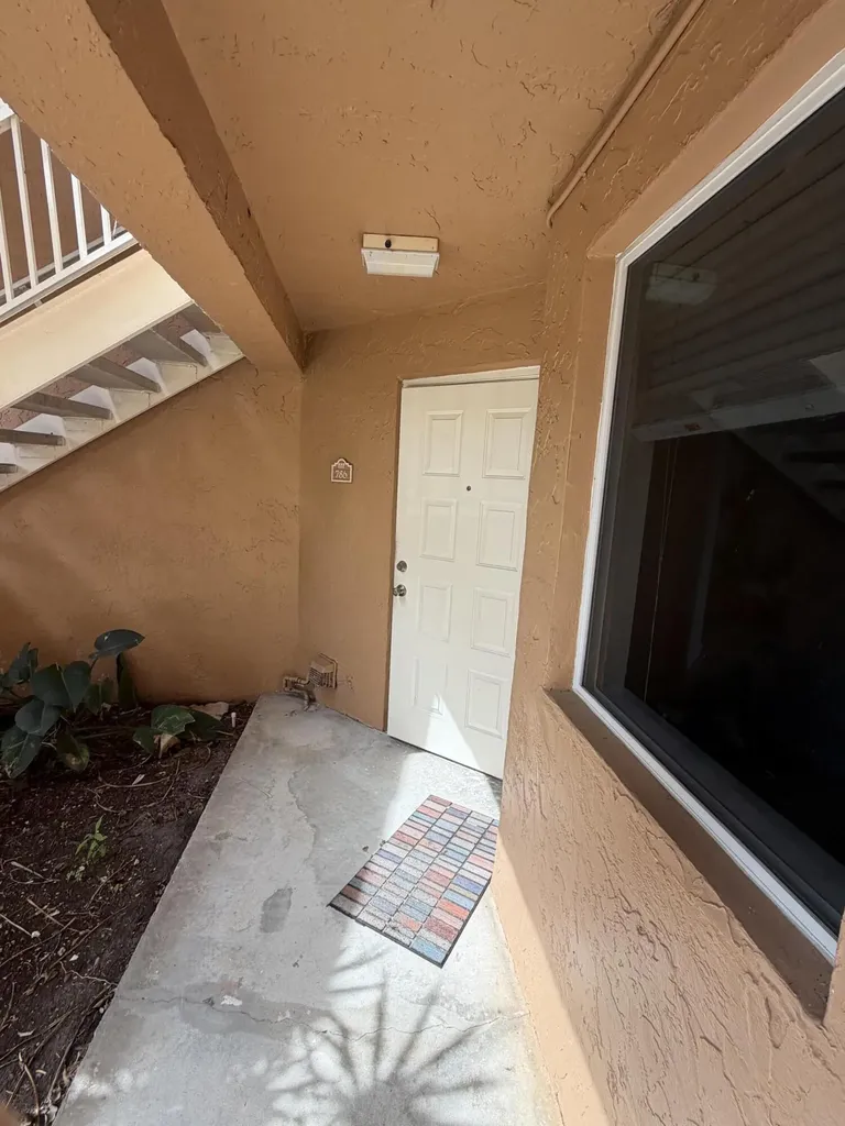 786 NW 92nd Avenue Plantation FL 33324