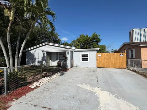 4927 SW 44th Terrace Dania Beach FL 33314