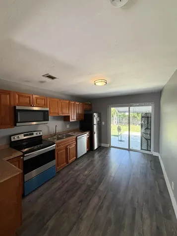 4927 SW 44th Terrace Dania Beach FL 33314