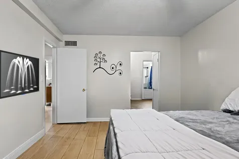 899 SE 2nd Avenue Deerfield Beach FL 33441