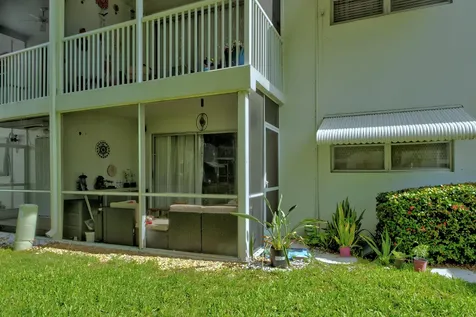 899 SE 2nd Avenue Deerfield Beach FL 33441