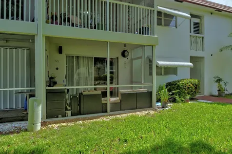899 SE 2nd Avenue Deerfield Beach FL 33441