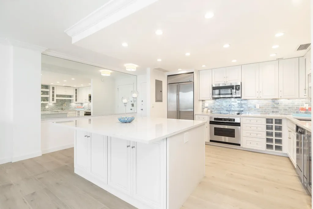 354 Chilean Avenue Palm Beach FL 33480