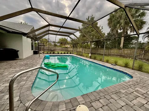 325 Knotty Wood Lane Wellington FL 33414