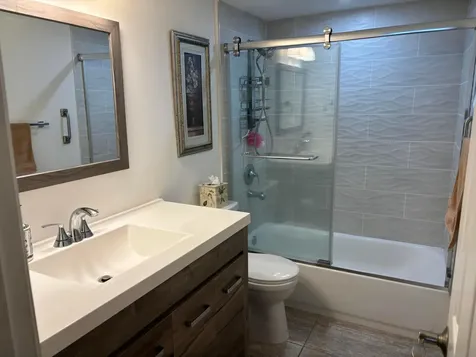 1000 Spanish River Road Boca Raton FL 33432
