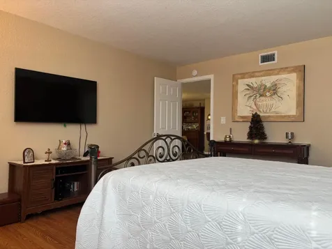 1000 Spanish River Road Boca Raton FL 33432