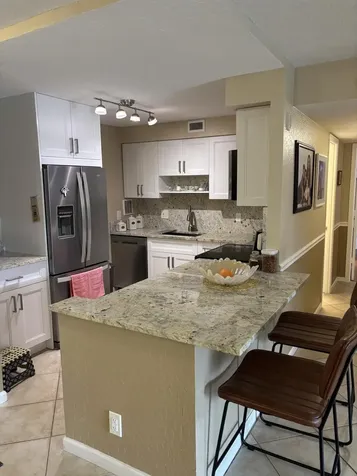 1000 Spanish River Road Boca Raton FL 33432