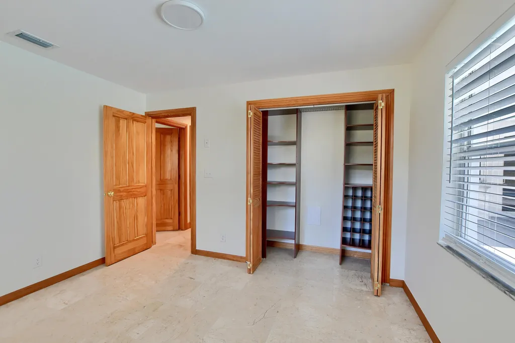 2334 Timbercreek Circle NW Boca Raton FL 33431