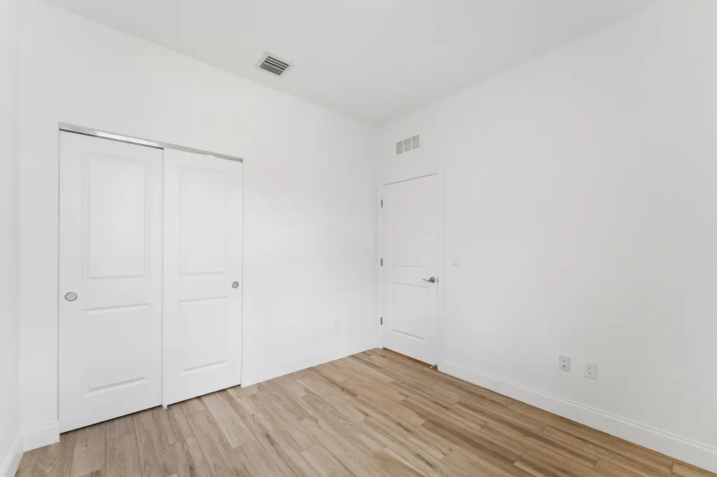 6172 NW Tuckaway Avenue Port St Lucie FL 34987