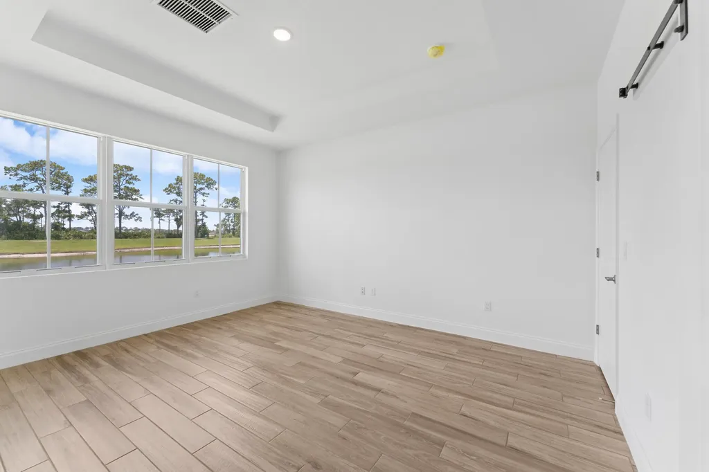 6172 NW Tuckaway Avenue Port St Lucie FL 34987