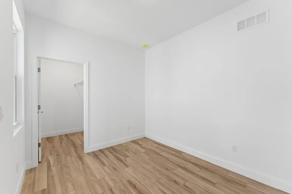 6172 NW Tuckaway Avenue Port St Lucie FL 34987