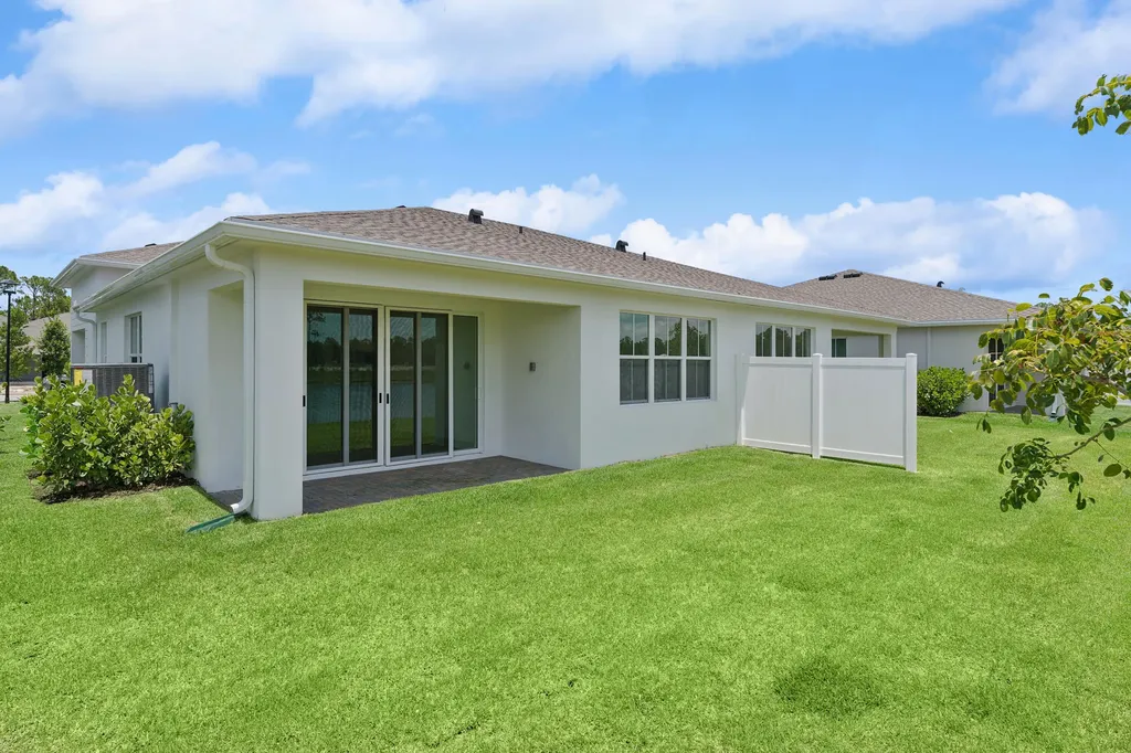 6172 NW Tuckaway Avenue Port St Lucie FL 34987